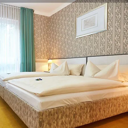 Parkhotel 4*