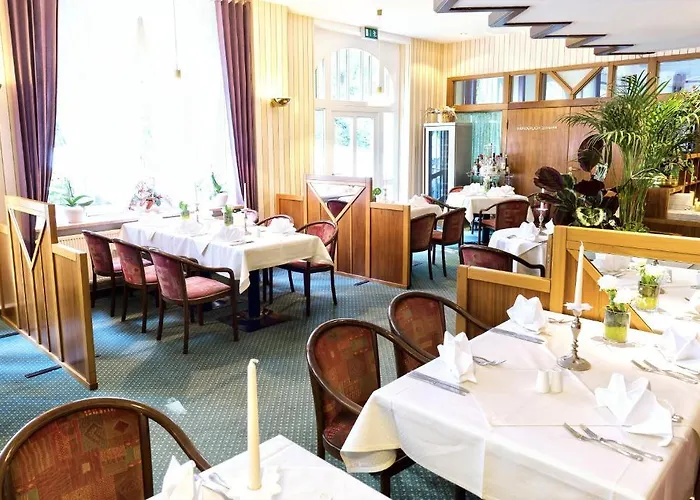 Parkhotel ホテル メラーネ